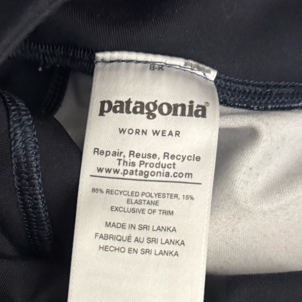 Patagonia Abstract Blue Jungle Cropped Leggings - Picture 8 of 8